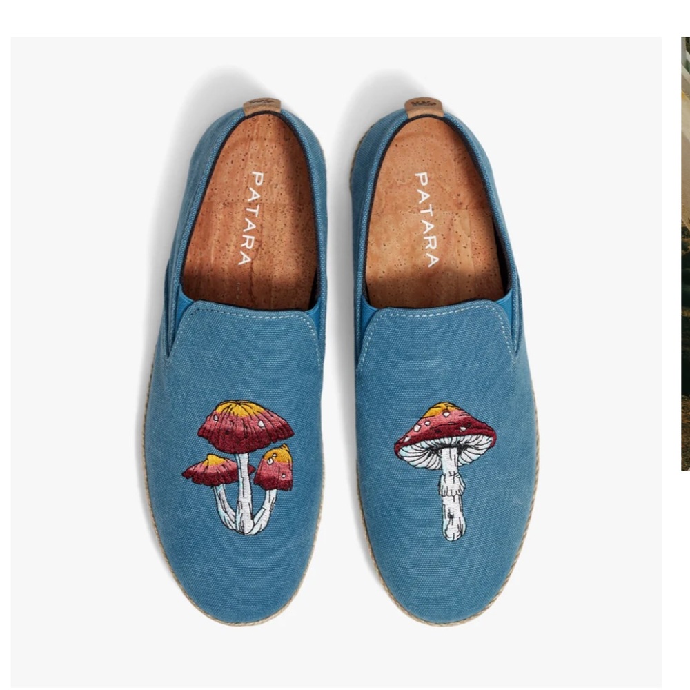 Patara Red Mushroom Seeker Shoes Men’s Size 8